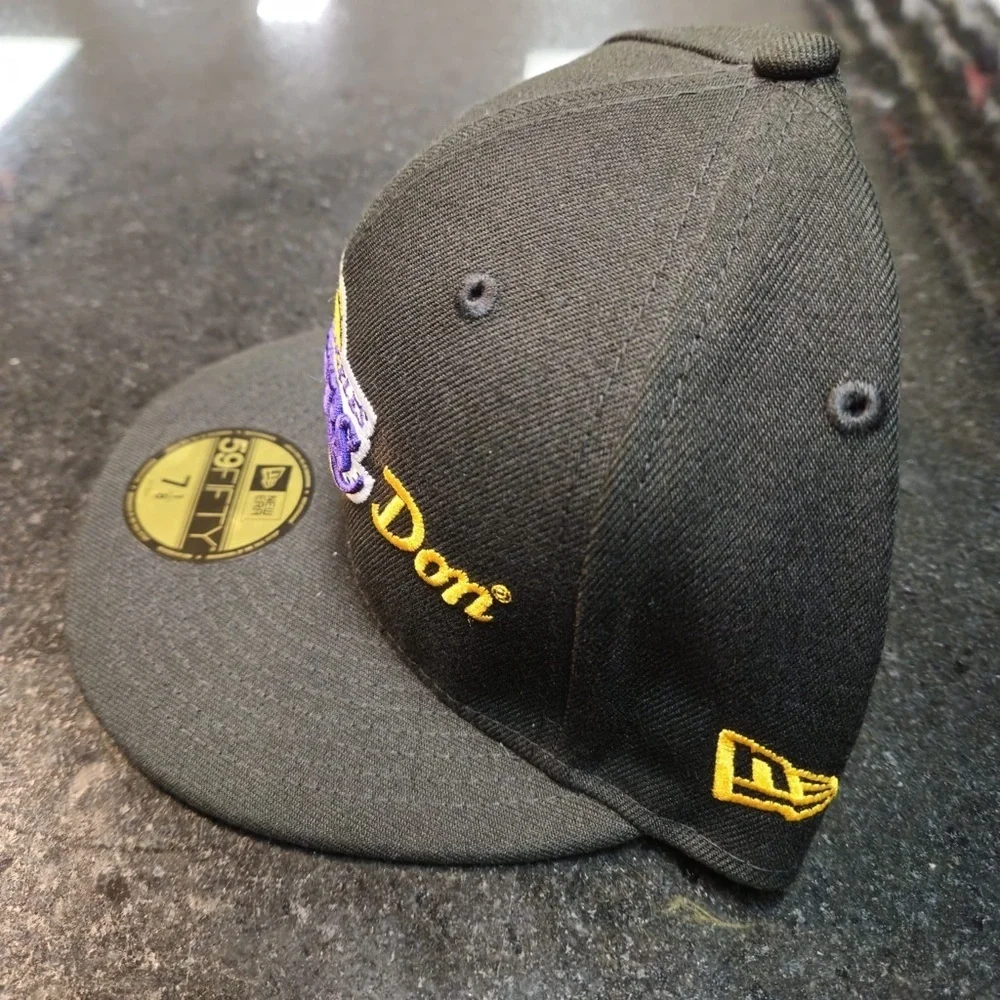 Sz 7 1/8 lakers fitted cap black